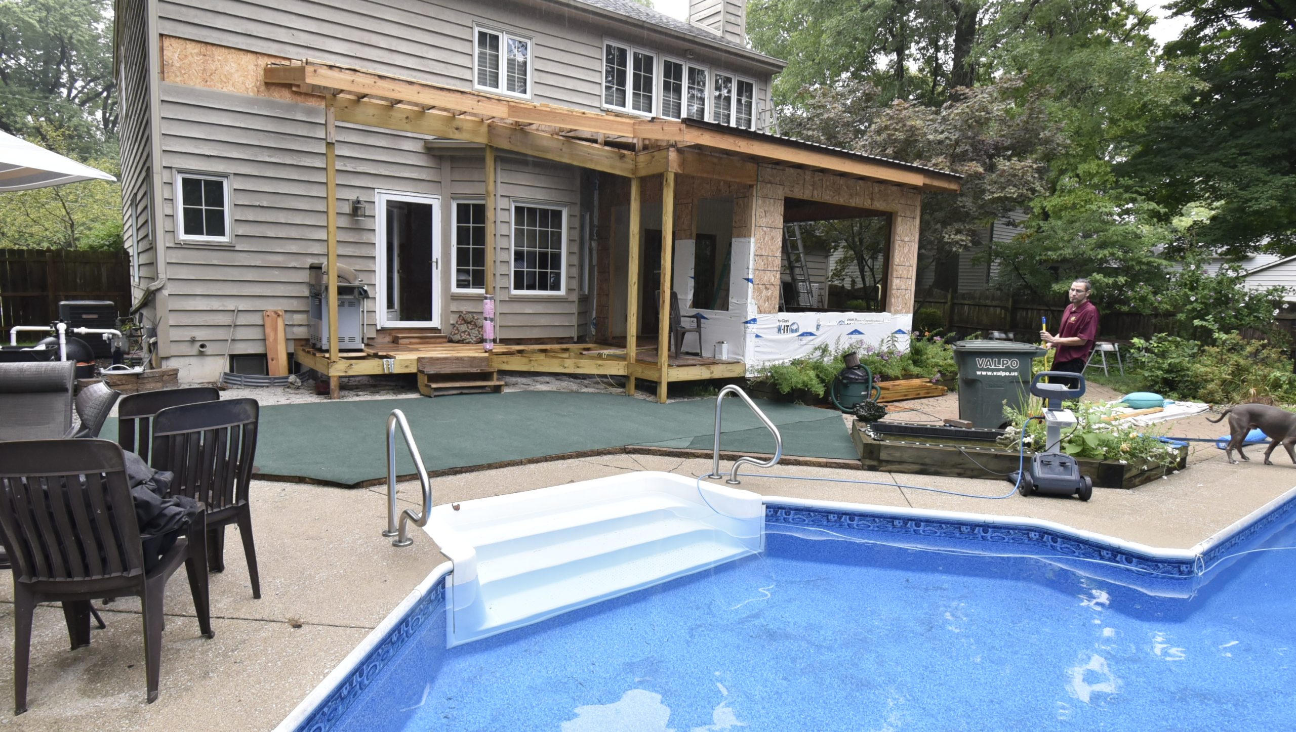 Odd Todd’s Backyard Country Club: Where the Pool Meets Putting: Post Thumbnail